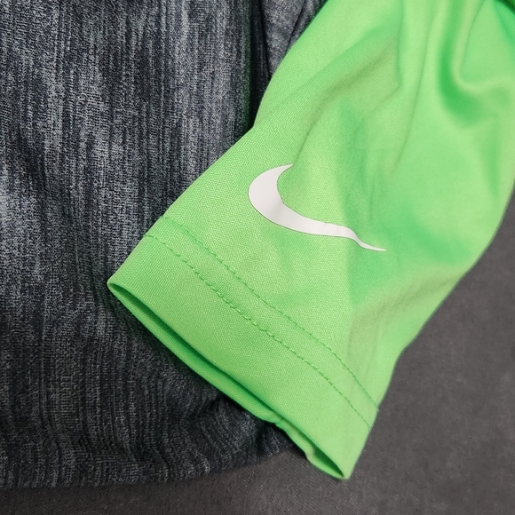 Nike Dri-FIT Just Do It T-Shirt - Picture 6 of 6